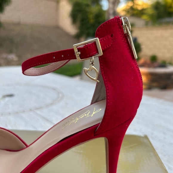 ✨NEW✨Vanessa Red Ankle Strap Heels - Picture 6 of 11